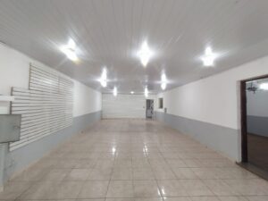 Casa + ponto comercial para alugar